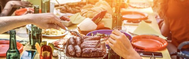 HITNO povlačenje kobasica: Pronađena bakterija koja može izazvati SPONTANI POBAČAJ i SEPSU - javlja DIRH