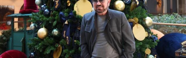 "Hajde, brate, kući, sedi, pij kafu!" Mile Kitić isprozivao kolege koje je izdalo grlo, ali i dalje pevaju, pa spomenuo Šemsu Suljaković, Mišu Kovača i Kemala Malovčića