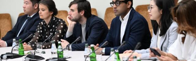 OGLASILI SU SE STUDENTI SA HARVARDA NAKON RAZGOVORA SA PREDSEDNIKOM VUČIĆEM! Osećamo zadovoljstvo i čast!