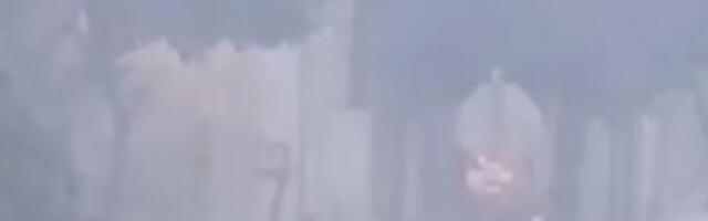 Drama u Atini: Srušila se četvorospratnica, traje potraga za četiri osobe pod ruševinama (VIDEO)