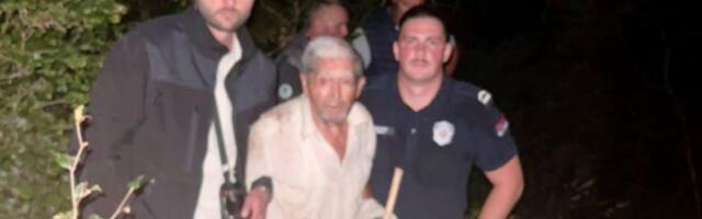 Najemotivnija objava MUP-a i slika koja slama! Ovako su spasili dekicu (89): Bio je nemoćan, jedva se držao!
