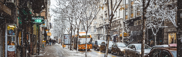 Između zatvaranja i ignorisanja – 4 mere za korona zimu