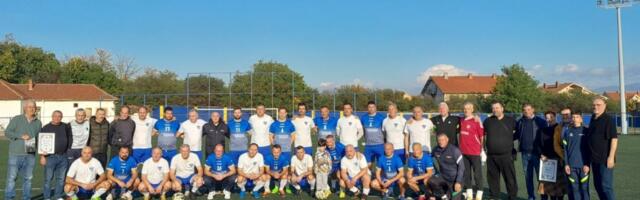 Održan peti Memorijal Rade Aleksić: Veterani Dinama i Teteksa remizirali