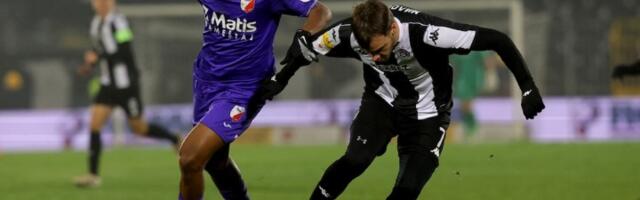 Navijači u Humskoj skandirali Obradoviću, reagovao i komentator u prenosu (VIDEO)