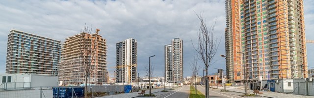 Beograd na vodi na 25 stepeni - betonske kocke i zločin prema prestonom gradu