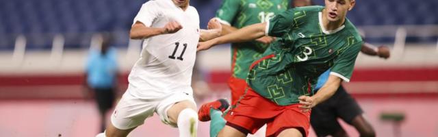 Belgija ima najveću senzaciju evropskog fudbala: Sen Žiloaz okrenuo sa igračem manje, ima japanskog majstora