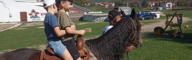 Festival „Ukusi juga“ u Vlasotincu otvorio glumac Predrag Smiljković