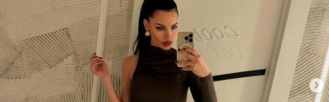 Žena Mirka Šijana pokazala zavidnu figuru! Golo rame i isklesani trbušnjaci u prvom planu, svaka čast!