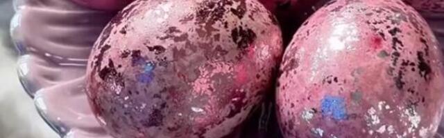 Viralni trend farbanja uskršnjih jaja zaludeo svet! Jedan sastojak daje luksuzan i mermeran izgled