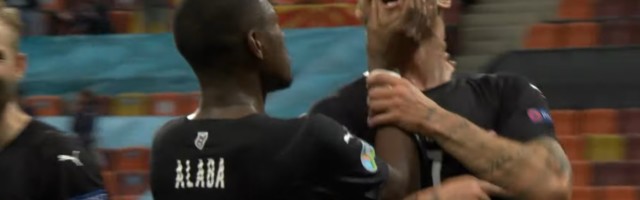 ‘JE**O SAM TI MAJKU’: Arnautović umalo napraivo haos, dao gol pa totalno izgubio živce – Alaba ga jedva obuzdao! (VIDEO)