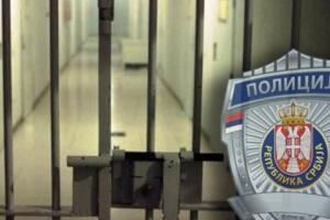 Осумњиченом одређен притвор, јер је прекршио меру забране напуштања стана