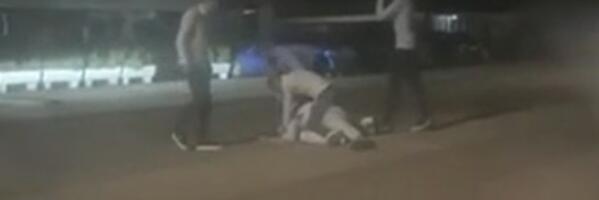 KRVAVI OBRAČUN U KAFIĆU: Muškarac brutalno pretučen, udarali ga staklenim flašama po glavi: Napadač na slobodi, pojavio se snimak! (VIDEO)