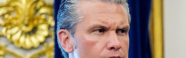 „Izgovor za dalje potiskivanje žena iz Ministarstva rata sa visokim testosteronom“: Gardijan o Hegsetovoj najavi zdravstvenih pregleda za „ratnike“ starije od 30 godina