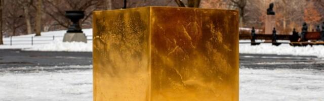 Na Menhetnu "bačena" kocka od čistog zlata