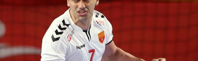 Makedonci sa Lazarovim na Fince