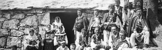 Zavičajno “presađivanje” u vojvođansku ravnicu: Osamdeset godina kolonizacije Crnogoraca u Vojvodinu