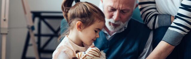 NEVEROVATNA PRIČA: Postao deda prvi put u 91. godini, a susret sa unukom je bio poseban