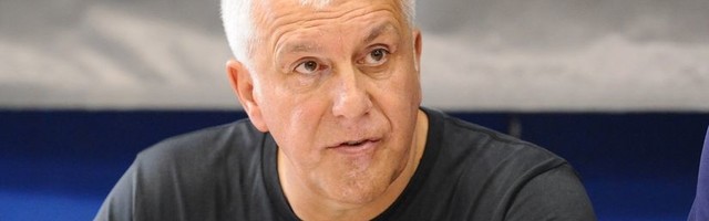 Madar treći najmlađi stranac sa kojim je Obradović radio: Iza ostali Bogdan, Gudurić, Tepić, Peković...