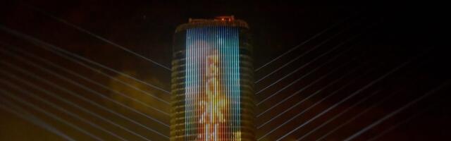 Državni zvaničnici čestitali Božić građanima, čestitke i s Kule „Beograd“