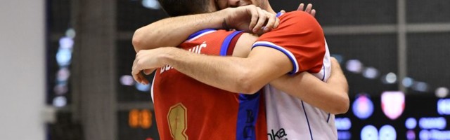 Spektakl u Čačku: Zvezda se gleda na gradskom trgu