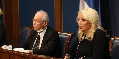 "Vlada i krizni štab izgubili kompas"