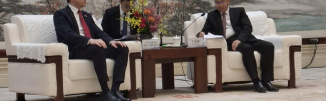 PETKOVIĆ SA VANGOM U KINI &quot;Bez obzira na pritiske, nećemo odustati od saradnje&quot;