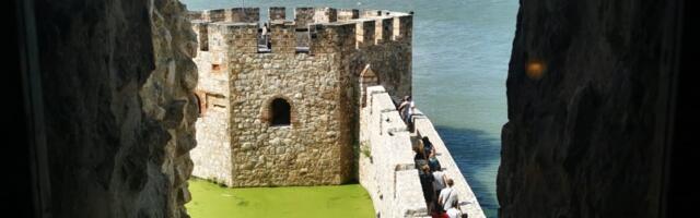 Tvrđava koju svi preskaču krije najlepši pogled na Dunav: Svi idu na Golubac, a prava magija je malo dalje