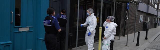 KOSTUR BEBE PRONAĐEN ISPOD KUĆE! Oko vrata dečaka obmotana uzica, a TELO UVIJENO U NOVINE - detalji bude jezu!