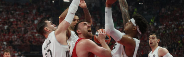 NEVEROVATNO LUDO FINALE EVROLIGE! Olimpijakos i Milutinov novi prvaci Evrope!