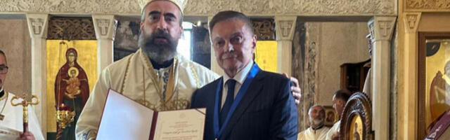 Професор др Милован Бојић одликован у Беранама