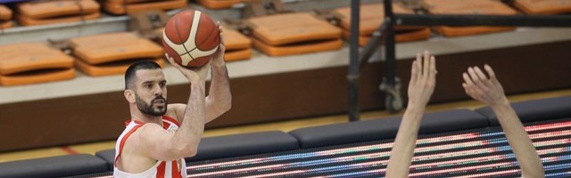 UŽIVO: Crvena zvezda - Mega, crveno-beli drže kontrolu
