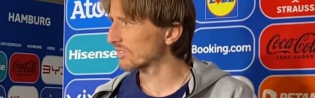 Modrić pobesneo zbog pitanja, pa pobegao od novinara (VIDEO)