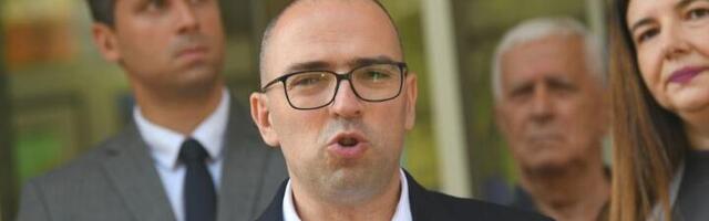 "Dok Beograd gori, Šapić predstavlja propagandni sajt"