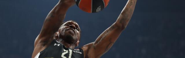 BOMBA NA POMOLU Džejms Naneli ponovo oblači crno-beli dres!?