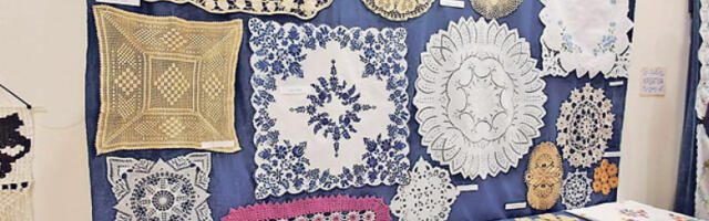 Тка­ње љу­ба­ви и тра­ди­ци­је