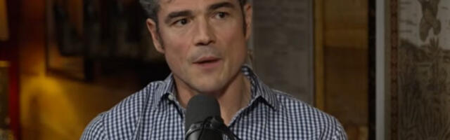 Глас разума или издајник - Кент на мети ФБИ