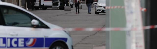 EVAKUISANO 300 LJUDI, POLICIJA BLOKIRALA PODRUČJE Pronađen ARSENAL ORUŽJA u automobilu! Drama u predgrađu Pariza