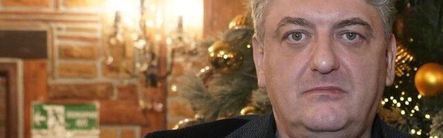 Toni Bijelić posetio zavičaj! Draganin bivši u rodno selo stigao sa ovom devojkom (FOTO)