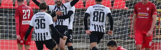 PARTIZAN ODLOŽIO TITULU CRVENE ZVEZDE, HOROR POVREDA ZUBAIRUA: Crno-beli pobedili u Kragujevcu! (VIDEO)