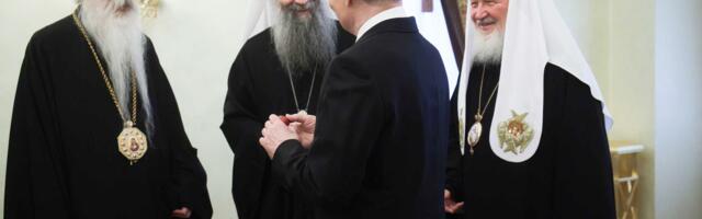 Patrijarh Porfirije se Putinu žalio na obojenu revoluciju u Srbiji