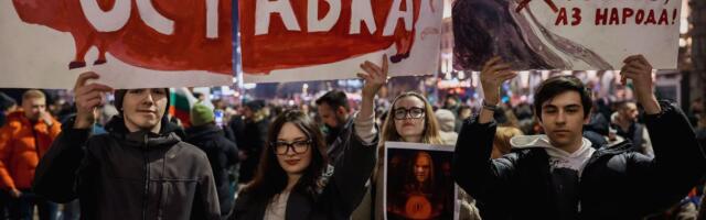 Pala vlada u Bugarskoj: Protesti nastavljeni uprkos ostavci premijera