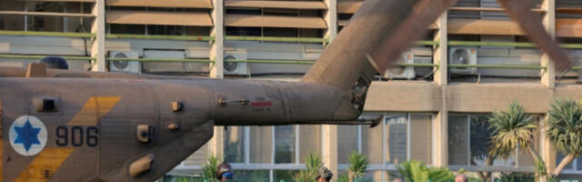 Ирански ракетни напад изазвао велики пожар у индустријској зони Бершебе у Израелу