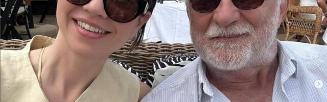 Gola ramena, a brushaltera ni na vidiku: 39 godina mlađa devojka Lazara Ristovskog pleni u provodu (FOTO)