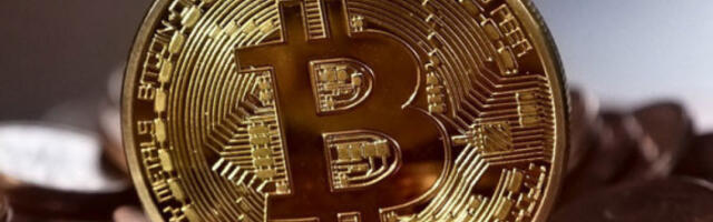 Биткоин пао на 54.800 евра