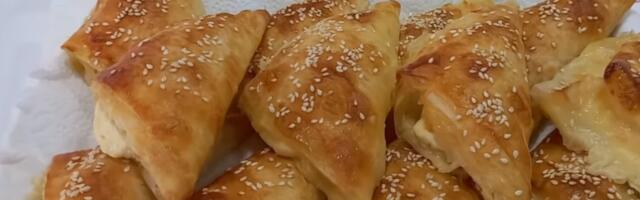 PEKARSKI TROUGLIĆI NA DOMAĆI NAČIN: Idealni su za NENAJAVLJENE GOSTE jer se spremaju za tren oka!