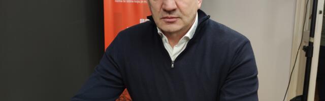 Dragan Đilas: Vučiću, mesecima drziš naoružane kriminalce i ljude sklone nasilju u šatorskom naselju zvanom Ćacilend