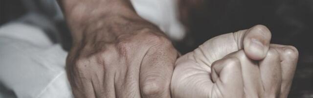 Udarao me je čekićem i rasporio mi stomak! Jeziva ispovest Dragane - žrtve stravičnog nasilja