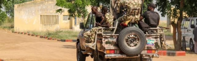 U Nigeriji islamisti oteli više od 300 ljudi, među kojima žene i decu