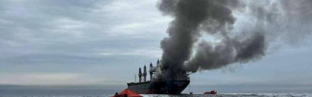 NOVA DRAMA U ORMUSKOM MOREUZU! Iran ispalio DVE rakete na američki ratni brod!