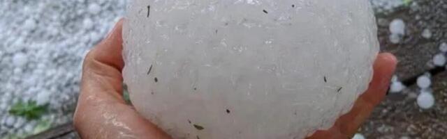 KUGLE OD LEDA PADALE SA NEBA! Ludačko nevreme pogodilo EVROPSKU ZEMLJU, udario GRAD VELIČINE 7 CENTIMETARA (VIDEO)